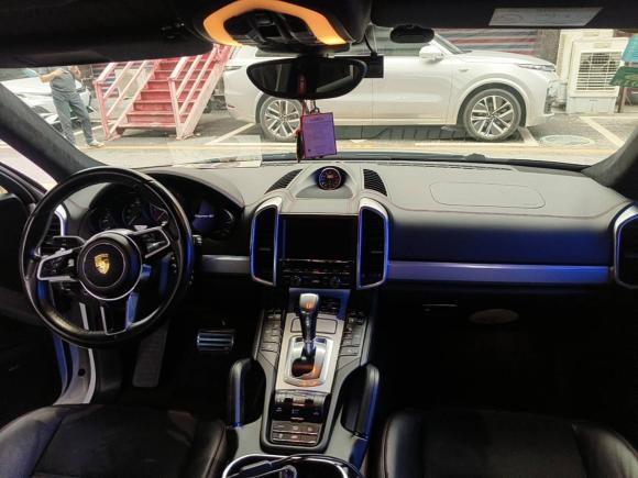 [深圳·粤B] 二手保时捷Cayenne2015款 Cayenne GTS 3.6T