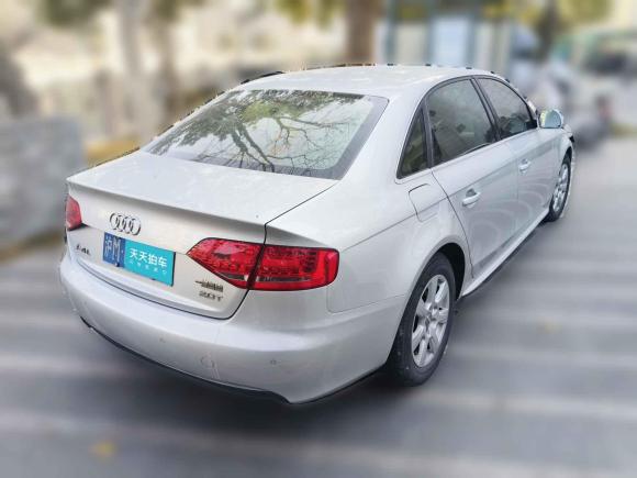 [上海·沪M] 二手奥迪奥迪A4L2012款 2.0 TFSI 自动标准型