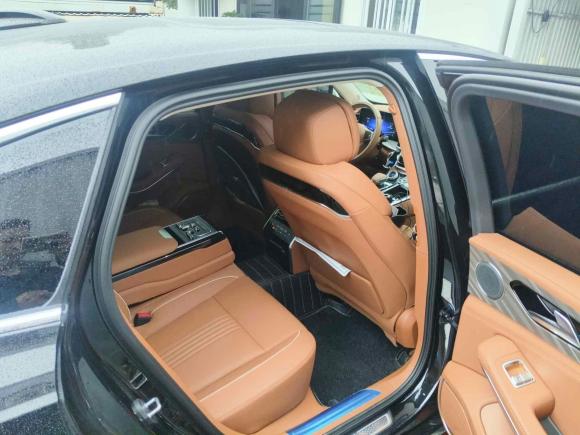 [上海·沪C] 二手红旗红旗H92020款 2.0T 智联旗享版