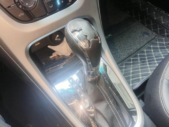 [南京·苏A] 二手别克英朗2014款 XT 1.6L 自动时尚版