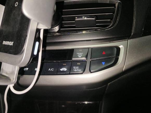 [深圳·粤B] 二手本田歌诗图2014款 3.0L AWD尊贵版