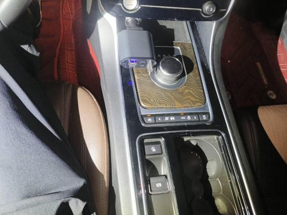 [广州·皖L] 二手捷豹捷豹XFL2017款 XFL 2.0T 240PS 豪华版