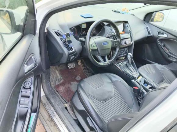 [济南·鲁A] 二手福特福克斯2015款 两厢 1.6L 自动风尚型