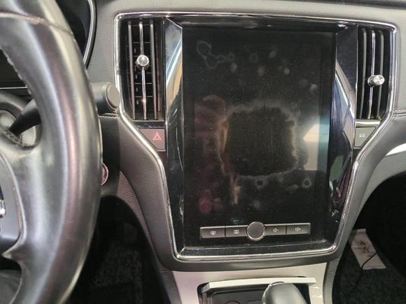 [广州·粤A] 二手荣威荣威RX5新能源2019款 eRX5 50T 互联网超越旗舰版