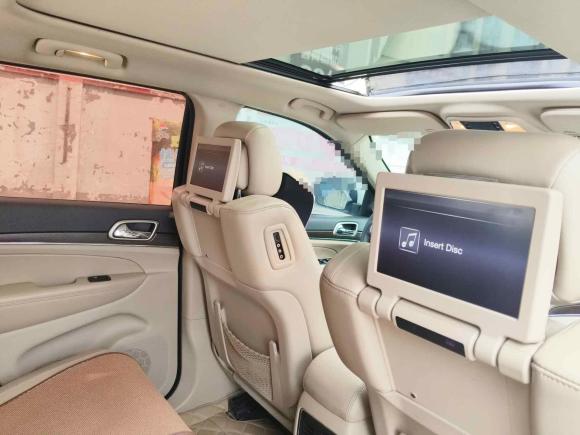 [济南·鲁P] 二手Jeep大切诺基2015款 3.6L 豪华导航版