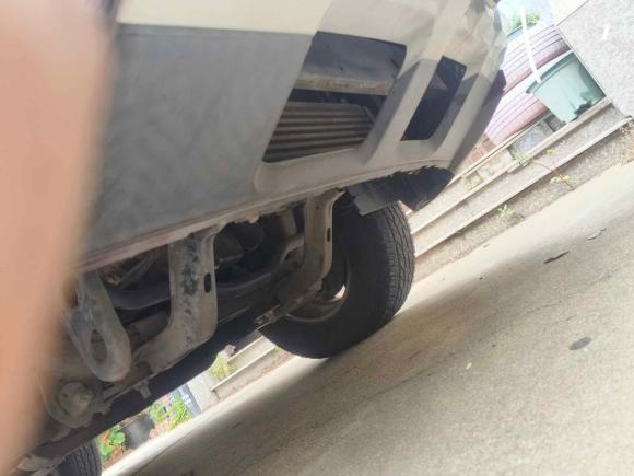 [上海·沪C] 二手江铃驭胜S3502016款 2.0T 自动四驱汽油豪华天窗版7座