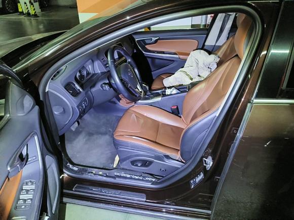 [合肥·皖A] 二手沃尔沃沃尔沃S602017款 S60L T3 智进版