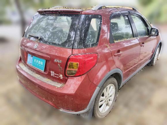 [佛山·粤Y] 二手铃木天语 SX42013款 1.6L 自动酷锐型