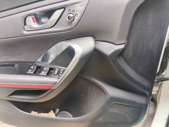 [广州·粤A] 二手长安长安CS552017款 1.5T 手动炫色型