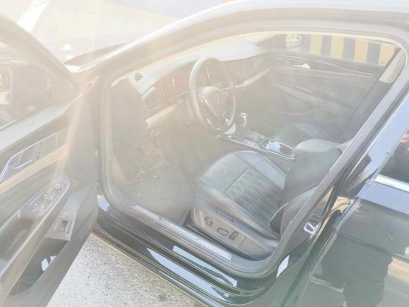 [青岛·鲁B] 二手大众帕萨特2021款 330TSI 豪华版