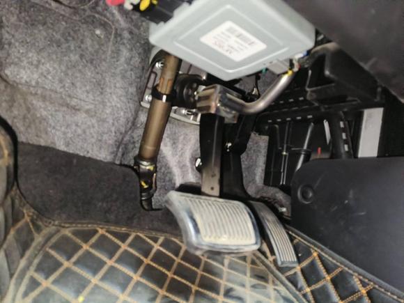 [西安·陕A] 二手现代北京现代ix252015款 1.6L 自动两驱智能型GLS