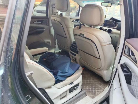 [济南·鲁A] 二手东风风行风行游艇2022款 1.5T DCT逐浪版