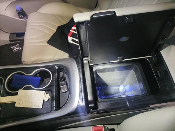 [南昌·赣A] 二手别克别克GL82022款 ES陆尊 653T 舒适型