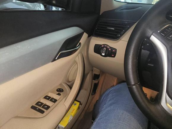 [广州·粤A] 二手宝马宝马X12014款 sDrive18i 领先型