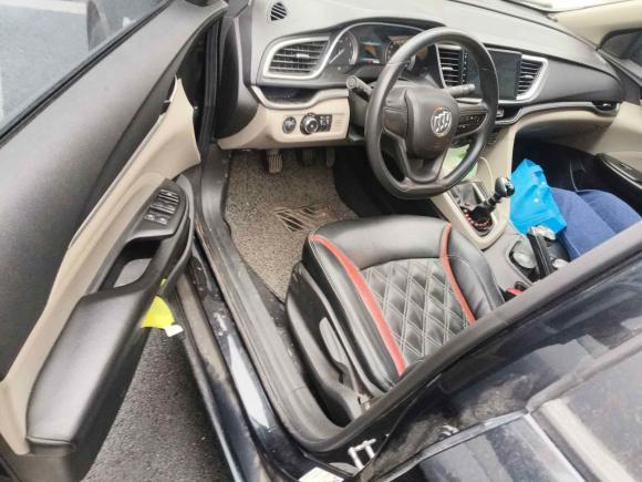 [上海·鲁H] 二手别克英朗2015款 15N 手动精英型