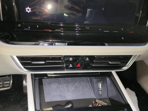 [成都·川G] 二手大众威然2022款 380TSI 尊贵版