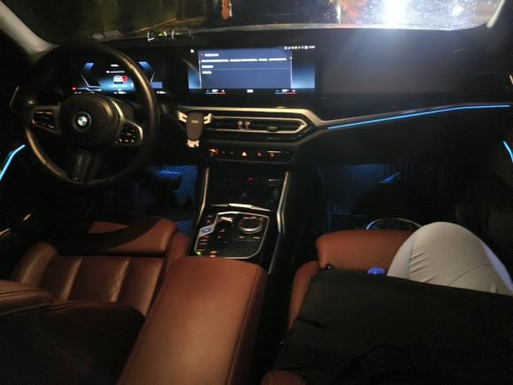 [上海·沪A] 二手宝马宝马i32022款 eDrive 35 L