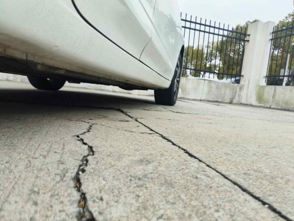 [上海·苏F] 二手荣威荣威i52020款 1.5L 自动4G互联领豪旗舰版