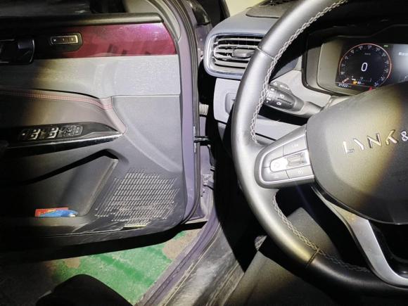 [台州·沪F] 二手领克领克022021款 1.5TD DCT两驱耀 冠军版