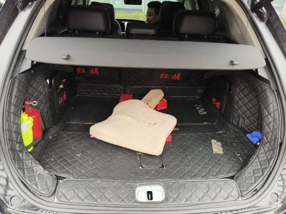 [嘉兴·苏U] 二手红旗红旗HS52019款 2.0T 智联旗领版