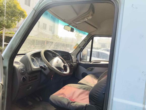 [苏州·苏E] 二手依维柯依维柯褒迪2012款 2.5T-A32 基本型