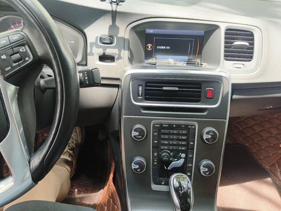 [南通·苏F] 二手沃尔沃沃尔沃S602014款 S60L T5 智驭版