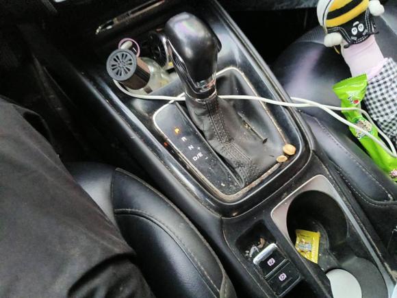 [上海·黑D] 二手荣威荣威i52019款 1.5L 自动4G互联领豪旗舰版