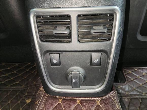 [成都·川A] 二手克莱斯勒克莱斯勒300C2014款 3.0L 卓越版