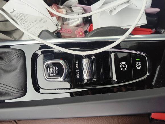 [成都·川A] 二手沃尔沃沃尔沃S602021款 T4 智逸豪华版