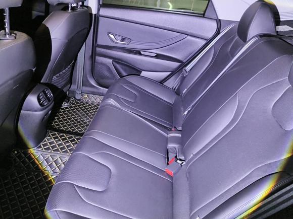 [无锡·苏B] 二手现代伊兰特2022款 1.5L CVT GLX精英版