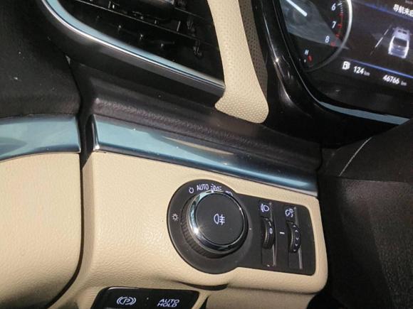 [武汉·鄂A] 二手别克别克GL82023款 陆上公务舱 尊贵型