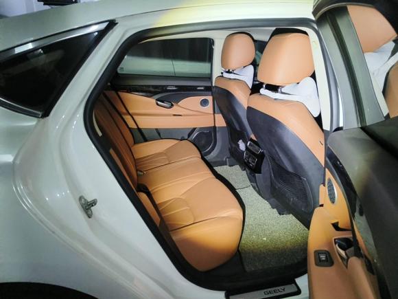 [台州·浙J] 二手吉利汽车博瑞2016款 1.8T 尊雅型