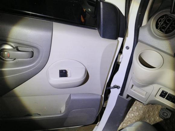 [西安·陕A] 二手日产日产NV2002014款 1.6L 手动豪华型 国IV