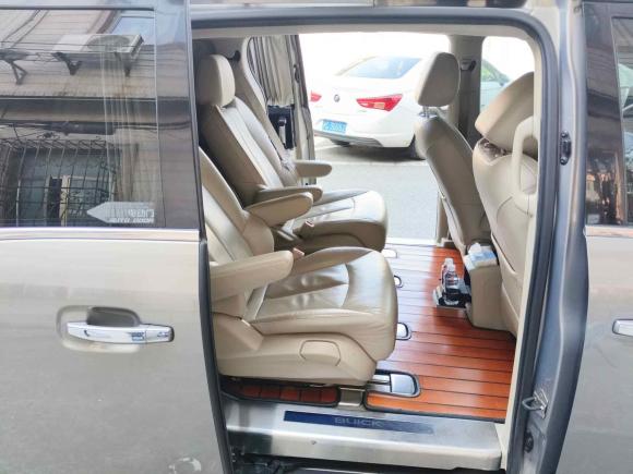 [上海·沪H] 二手别克别克GL82018款 28T 豪华型 国VI