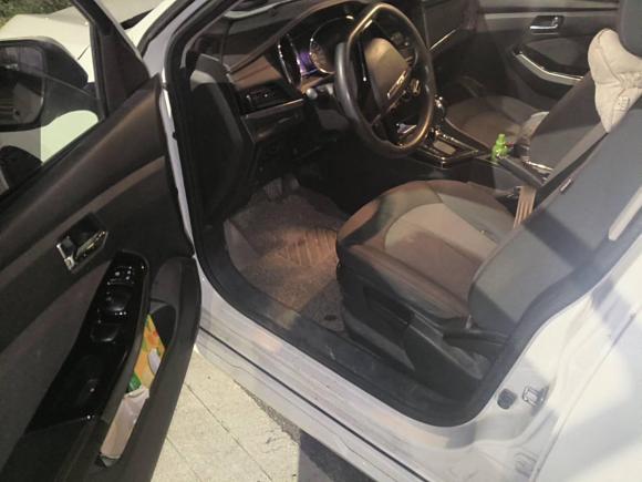 [广州·粤A] 二手启辰启辰T702018款 2.0L CVT睿趣版