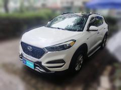 [南京·苏A] 现代途胜2015款 1.6T 双离合两驱智能型