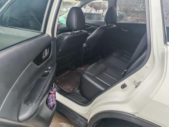 [济南·鲁A] 二手日产奇骏2022款 2.0L 两驱智联臻享版