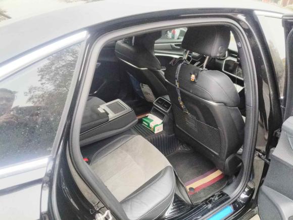 [青岛·鲁B] 二手奥迪奥迪A6L2021款 40 TFSI 豪华动感型