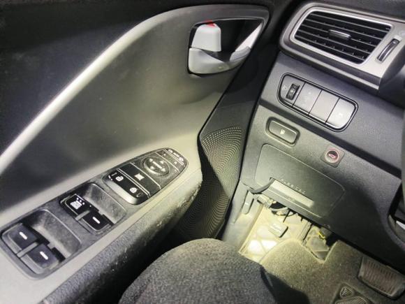 [上海·沪A] 二手起亚极睿2017款 1.6L 标准版