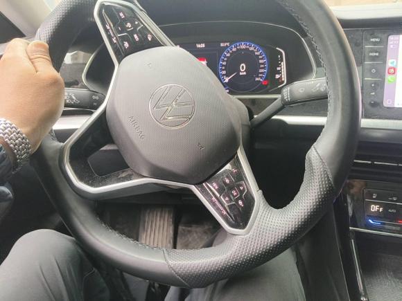 [上海·皖A] 二手大众帕萨特2022款 330TSI 豪华版