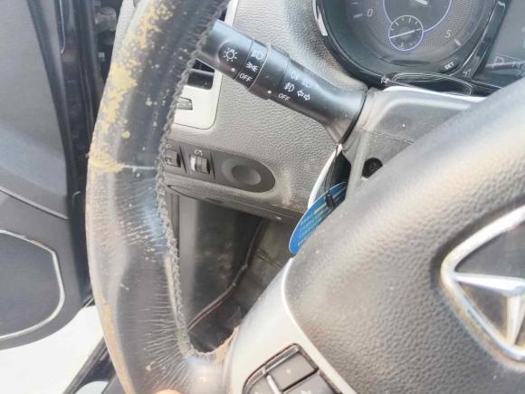 [杭州·浙F] 二手江铃驭胜S3502013款 2.4T 自动两驱柴油豪华版5座