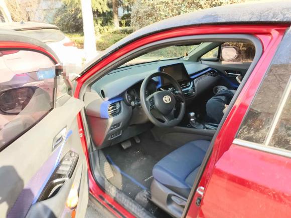 [青岛·黑C] 二手丰田丰田C-HR2018款 2.0L 领先版 国V