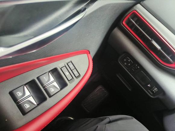 [苏州·苏U] 二手长安长安UNI-T2020款 1.5T 豪华型