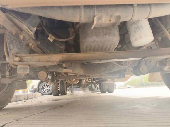 [武汉·鄂A] 二手依维柯依维柯得意2020款 2.5T A40客车双胎中顶5-9座国VI