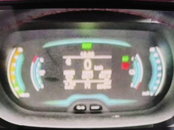 [嘉兴·浙F] 二手奇瑞新能源小蚂蚁2022款 甜粉款 半糖版 磷酸铁锂 30kW 301km