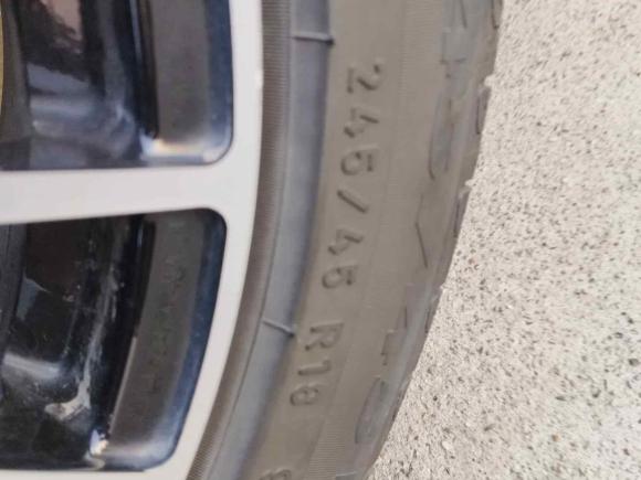 [无锡·苏B] 二手奔驰奔驰E级2020款 E 300 L 运动时尚型