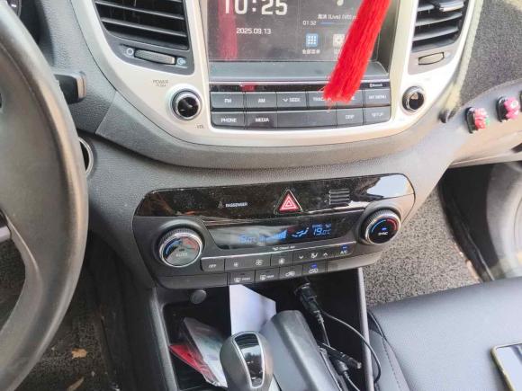 [宁波·浙B] 二手现代途胜2015款 1.6T 双离合两驱智能型