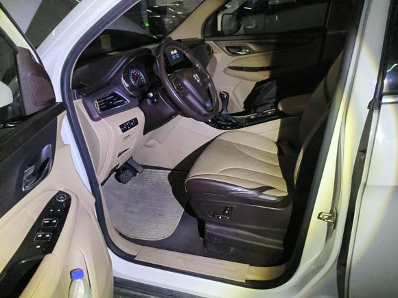 [广州·粤A] 二手宝骏宝骏7302017款 1.8L iAMT豪华型 7座