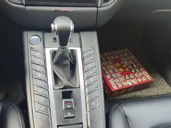 [杭州·浙A] 二手众泰众泰SR92017款 2.0T 自动极致之梦版