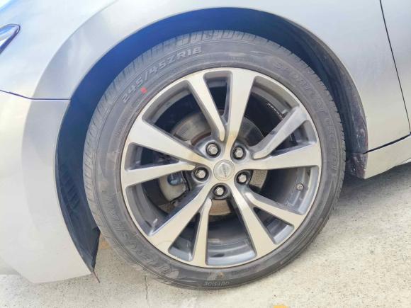 [上海·沪E] 二手日产西玛2016款 2.5L XL 豪华版